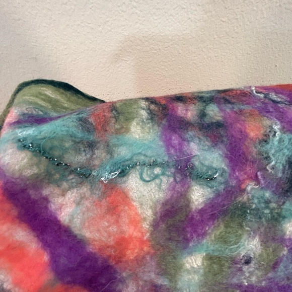 Handmade Wool & Silk Felted Scarf - Picture 8 of 9